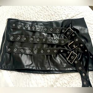 Black faux leather mini skirt with buckles #goth #punk